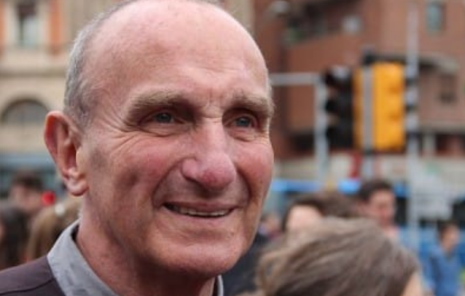 Il “prete degli ultimi”, si è spento a 83 anni il sacerdote mantovano don Giovanni Nicolini