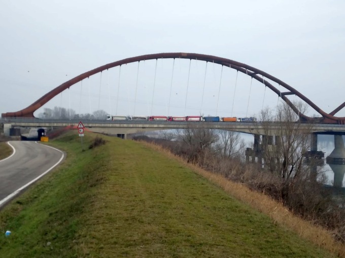 Ci siamo: ponte di San Benedetto chiuso tre giorni, poi al via il nuovo manufatto