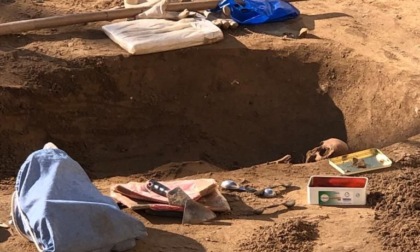 Sorpresa: durante i lavori a San Giorgio Bigarello spuntano altre due antiche tombe