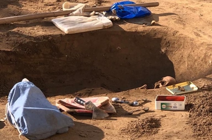 Sorpresa: durante i lavori a San Giorgio Bigarello spuntano altre due antiche tombe