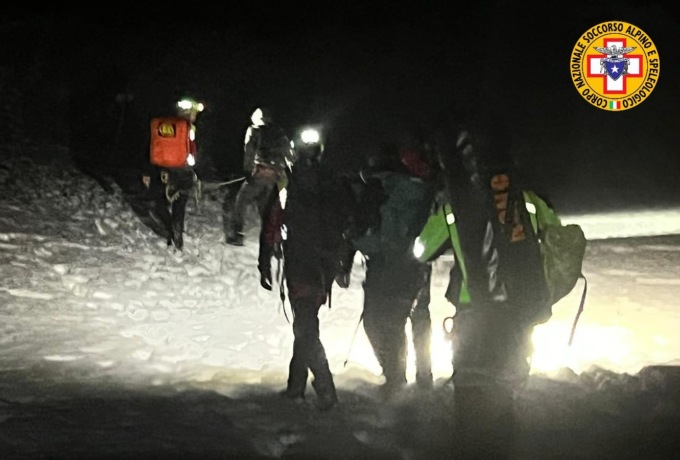 Troppa neve sul percorso, escursionista 50enne mantovana salvata dal Soccorso Alpino