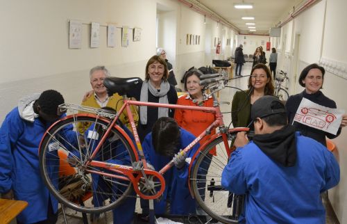 A scuola in bici, Mantova punta alla mobilità sostenibile con il progetto “Bike to School”