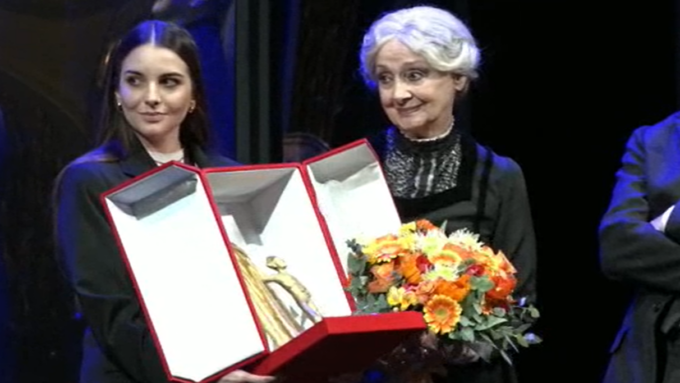 Milena Vukotic premiata a Mantova con l’Arlecchino d’Oro