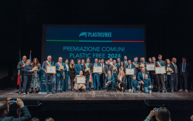 Comuni “plastic free” in Italia: fra i magnifici sette premiati c’è Borgo Virgilio