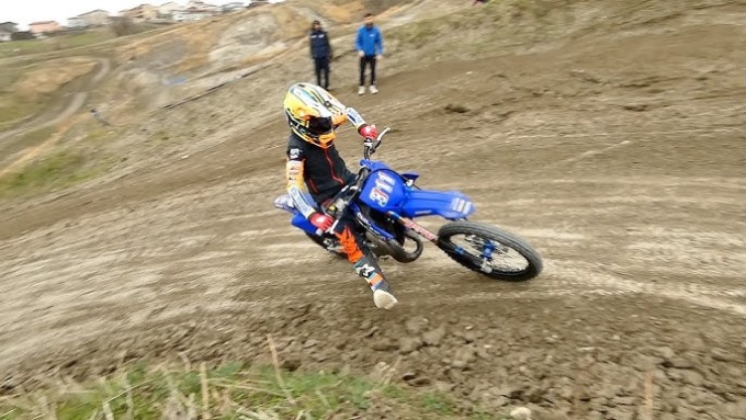 Tre incidenti in un giorno sulla pista da motocross, bambino di 9 anni via con l’eliambulanza