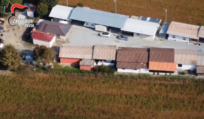 Rapine e truffe agli anziani, l’irruzione dei Carabinieri anche nel campo nomadi di Mantova