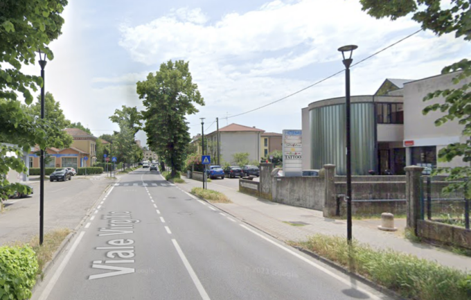 Travolto da un’auto a Suzzara, ciclista 17enne finisce in ospedale