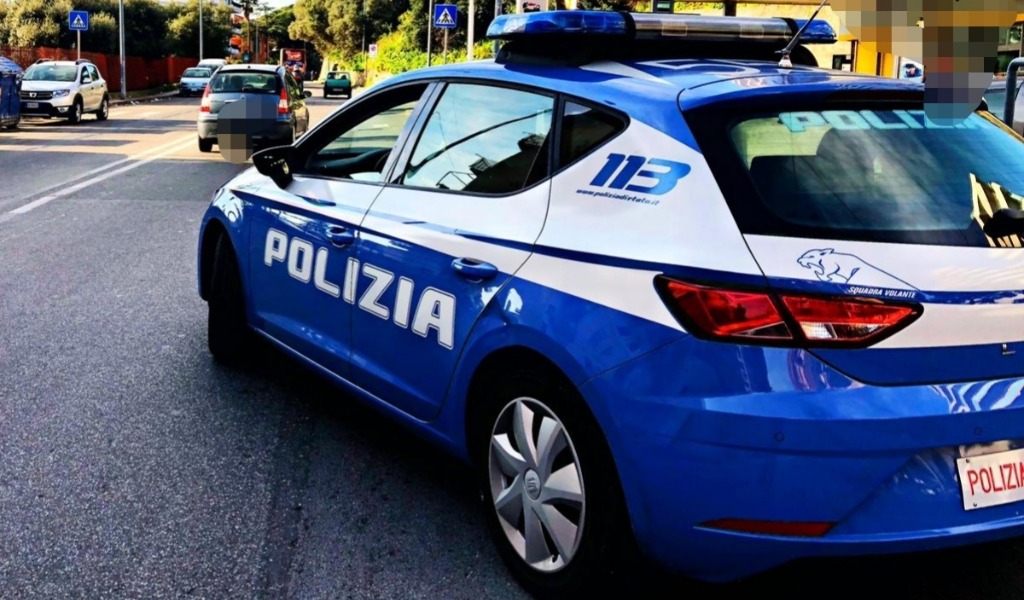 Una Volante della polizia