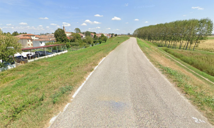 Furgone con 5 occupanti si ribalta in un canale, i feriti trasportati in elisoccorso