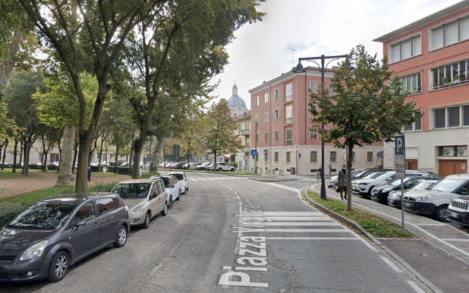 Lavori di asfaltatura nell’area di Piazza Virgiliana a Mantova, come cambierà la viabilità