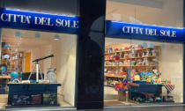 "Città del Sole" apre in Corso Umberto, non tutti i negozi chiudono in centro a Mantova