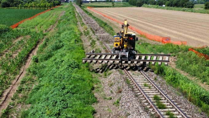 Potenziamento della linea ferroviaria, al via la rimozione delle rotaie sulla Piadena-Mantova