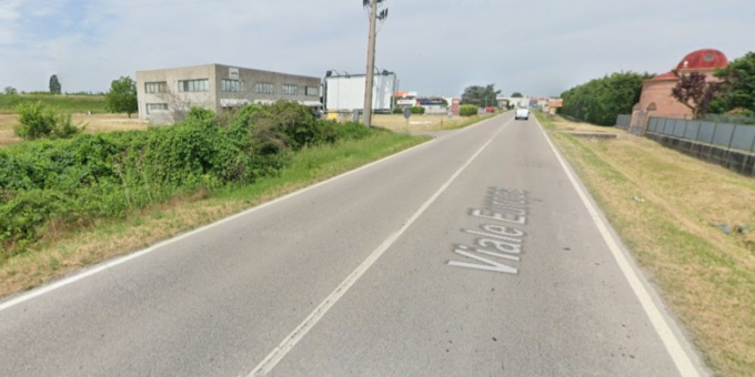 Violento scontro tra auto e moto, richiesto l’intervento dell’elisoccorso