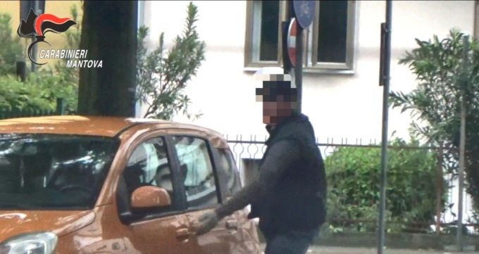 Furti e truffe agli anziani in mezzo Nord Italia: la gang arrestata dai carabinieri