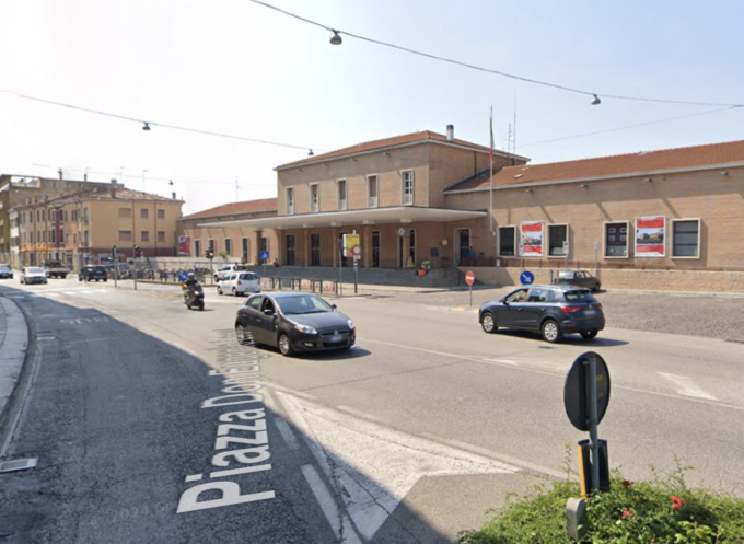Lavori alle fognature di Mantova, senso unico alternato in piazza Don Leoni