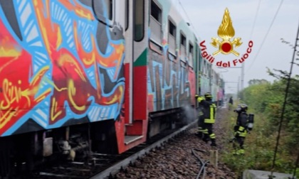 Fiamme e fumo dalla motrice, panico sul treno a Sermide e Felonica