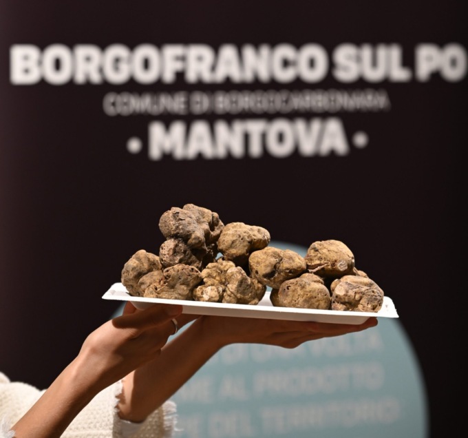 Che prelibatezza: arriva l’ultimo fine settimana della festa del tartufo a Borgofranco