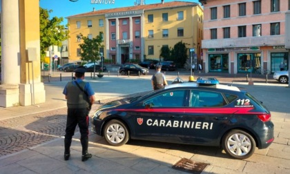 Controlli a Mantova: 25 chili di alimenti sequestrati, tre denunciati e un arresto