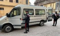 Rubano il furgone del Comune di Gazoldo e parte l'inseguimento con i Carabinieri, 23enne bloccato