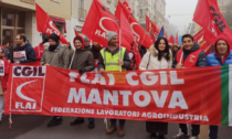 Sciopero generale indetto da Cgil e Uil a Mantova, lavoratori e pensionati scendono in piazza