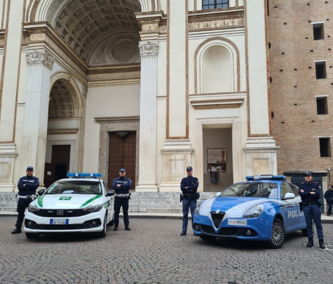 Risse e violenze a Mantova, divieto di accesso a bar e ristoranti per sei giovani