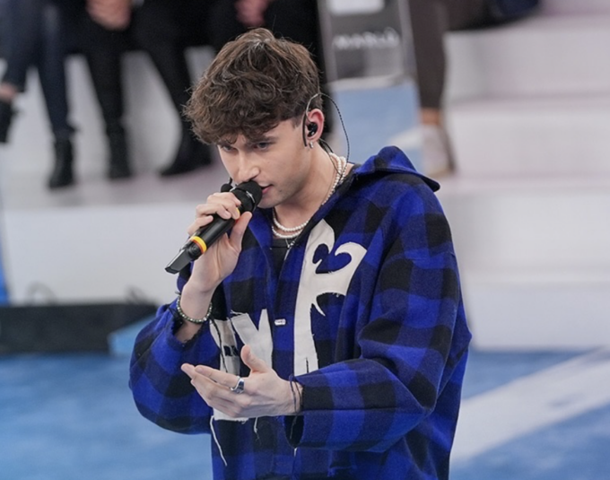 Un mantovano ad Amici di Maria De Filippi, è il cantante 23enne Mollenbeck