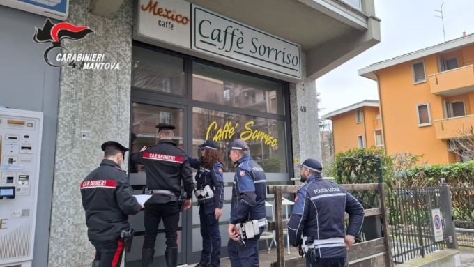 Clienti ubriachi e con addosso gli stupefacenti: scatta la chiusura di un bar per 10 giorni