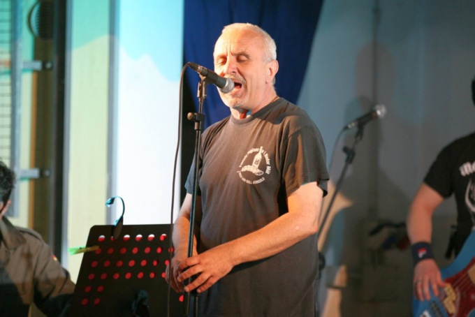 Lutto nel mondo della musica, si è spento il cantante e cabarettista Frenchi Fagiano