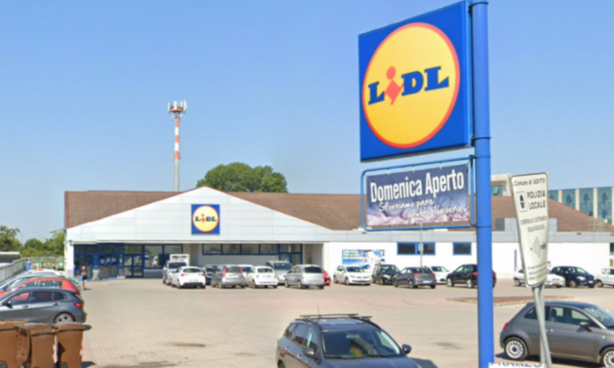Allarme manomesso e cassaforte forzata, furto al supermercato Lidl di Goito
