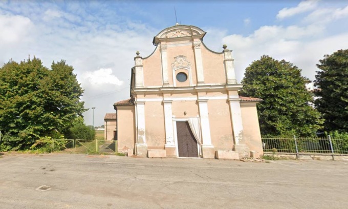 Furto prima di Pasqua, rubati tubi di rame dalla chiesa di Roncoferraro