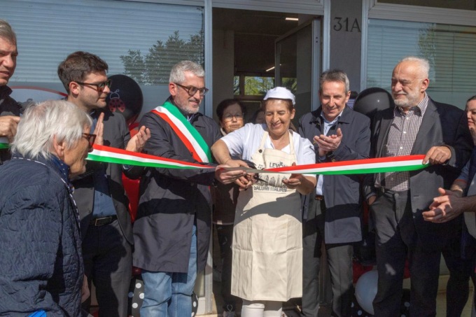 Spesa più semplice nel quartiere: a Lunetta aperto il nuovo market