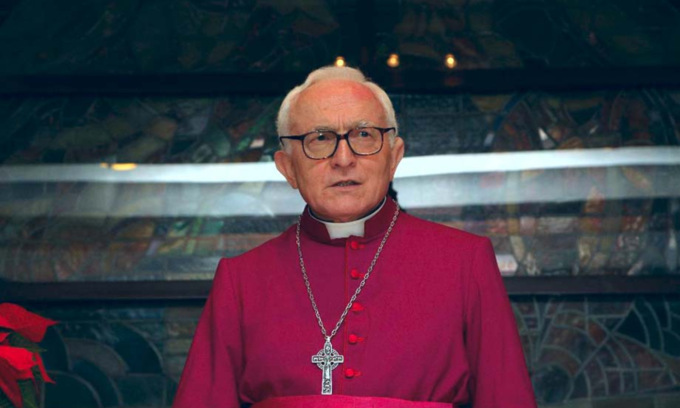 Il cardinale e i liquori del frigobar finiti, la rivelazione dell'arcivescovo mantovano prima del conclave