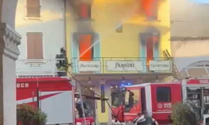 Incendio devastante a Cavriana, esplode un frigorifero e brucia la Pasticceria Parolini