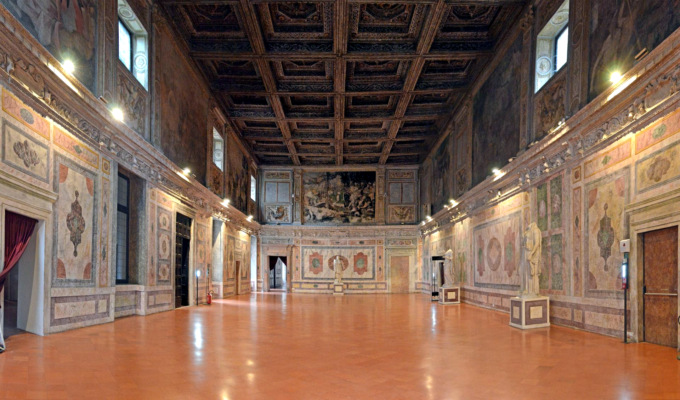 Nella splendida Sala di Manto a Palazzo Ducale la rassegna di spettacoli estivi