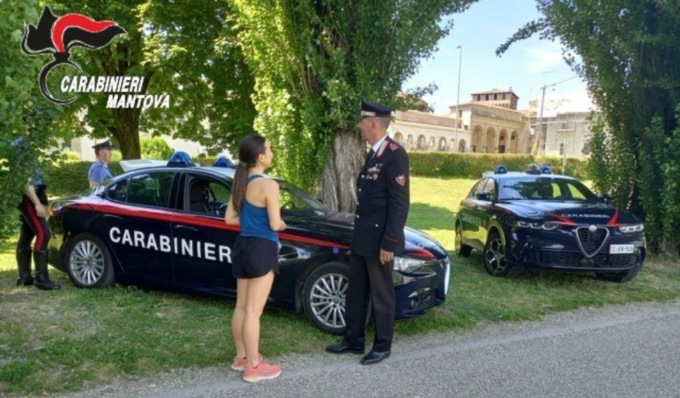 Una 19enne vuole farla finita: salvata dall’intuito di un’amica e dall’intervento di due Carabinieri