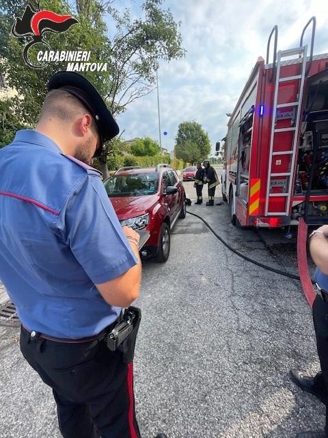 incendio villetta via saragat curtatone (3)