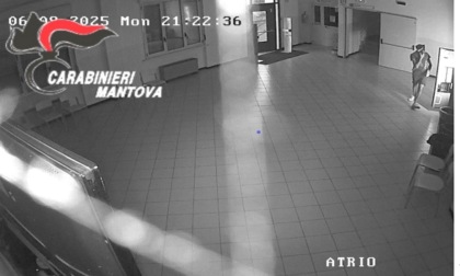 Almeno 16 colpi in tre mesi: arrestato il ladro seriale di macchinette, bar e ristoranti