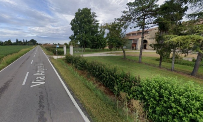 Proprietario del maneggio cade da cavallo, gravi le sue condizioni