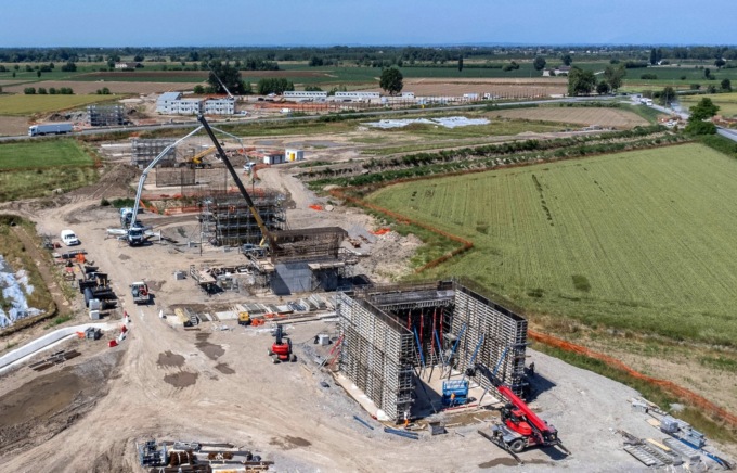 Sette campate da 30 metri ciascuna: avanti col nuovo maxi cavalcavia di Bozzolo