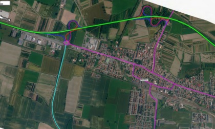 Giù il maxicavalcavia: col raddoppio cambia radicalmente l'ingresso a Piadena
