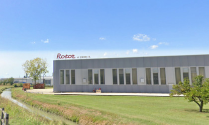 Incidente sul lavoro a Poggio Rusco, dipendente ferito al costato da una scheggia di ferro