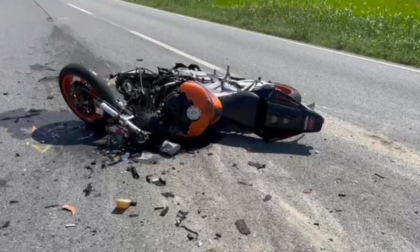 Tragedia a Pegognaga: moto si scontra con un trattore. Muore sul colpo centauro 53enne