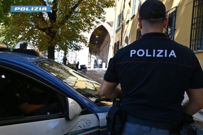 Colpito con un martello in strada: fermato per tentato omicidio un 37enne