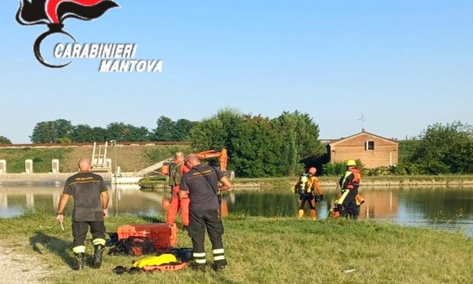 Si tuffa nel canale Mondine per rinfrescarsi ma non torna a galla: disperso 24enne