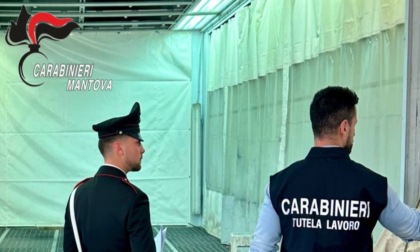 Operai in nero e sicurezza assente: cantiere chiuso a Curtatone