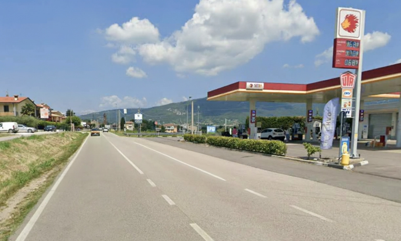 Brutto scontro tra un’auto e una moto, 56enne mantovano ferito gravemente