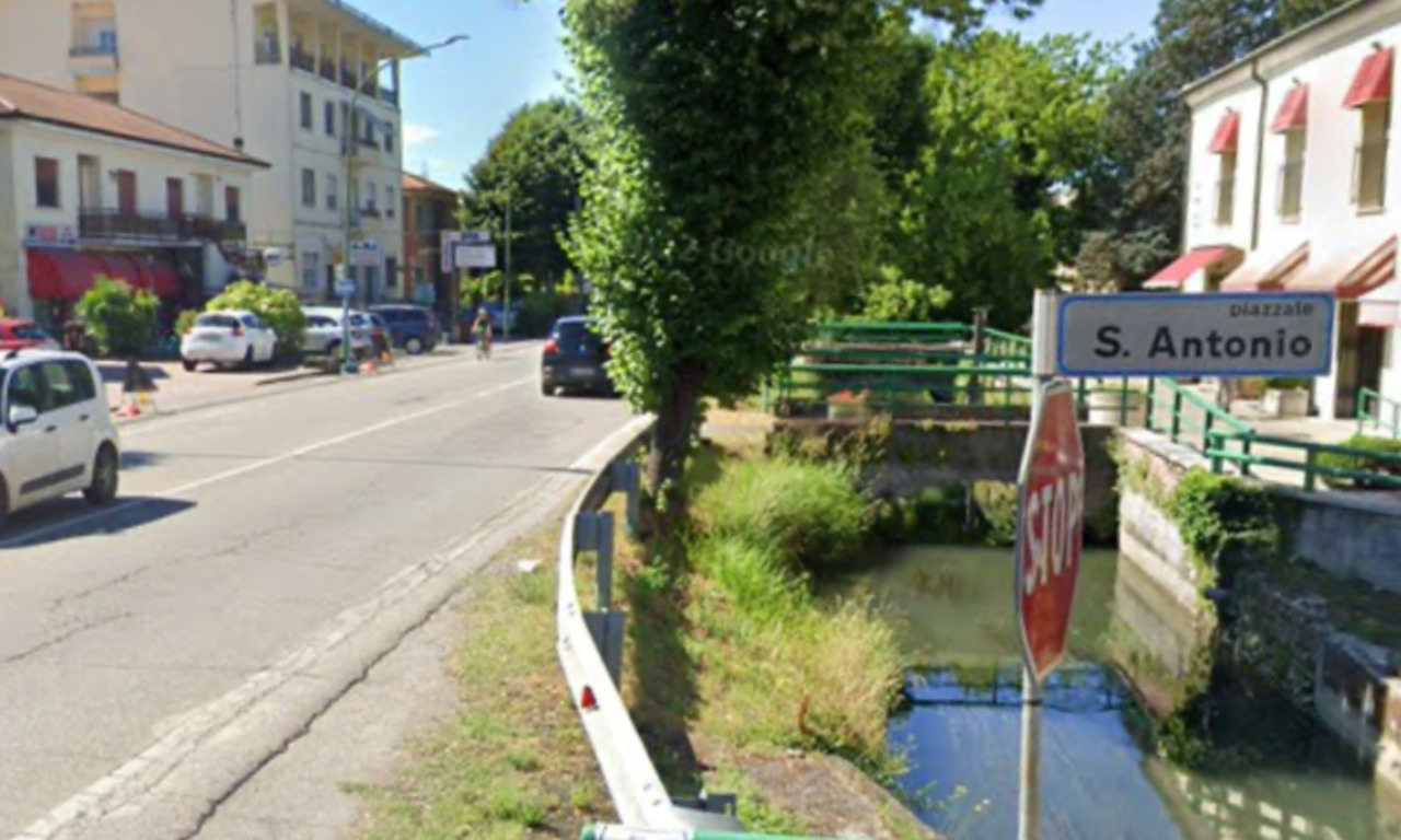 Incidente in moto a Porto Mantovano mentre va agli allenamenti di calcio, 18enne perde un piede
