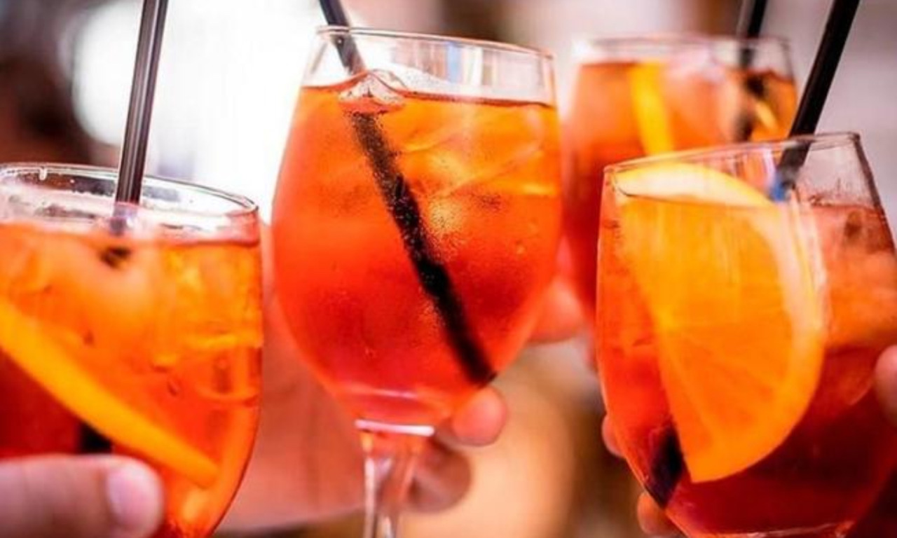 Vende alcolici ai ragazzini, barista 39enne denunciato a Poggio Rusco