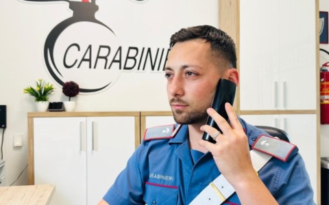 Rubano i codici di accesso alla sua banca, dal conto spariscono 2.500 euro