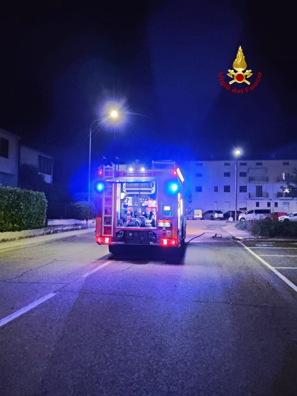 Paura nella notte a Cerese per una fuga di gas. Arrivano i vigili del fuoco